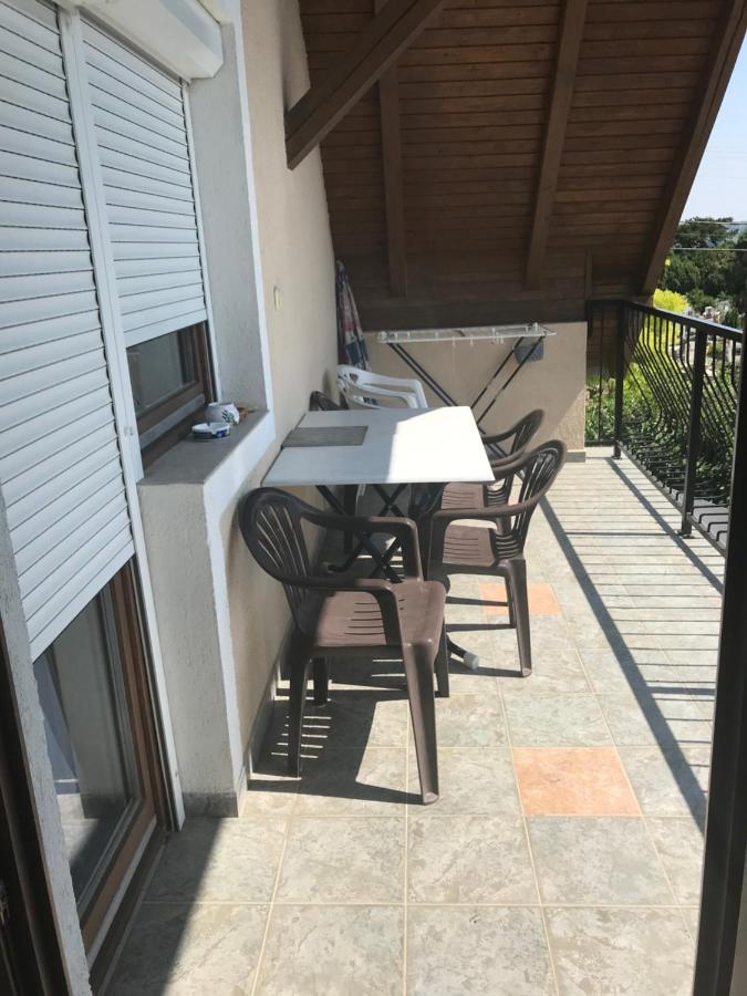 Marta Apartman Balatonalmádi Buitenkant foto