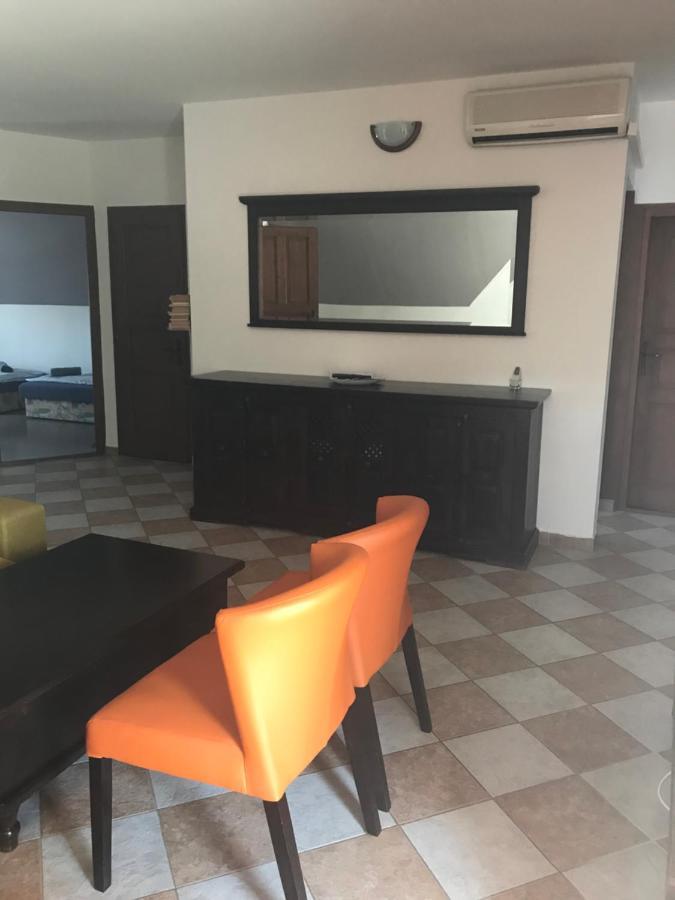 Marta Apartman Balatonalmádi Buitenkant foto